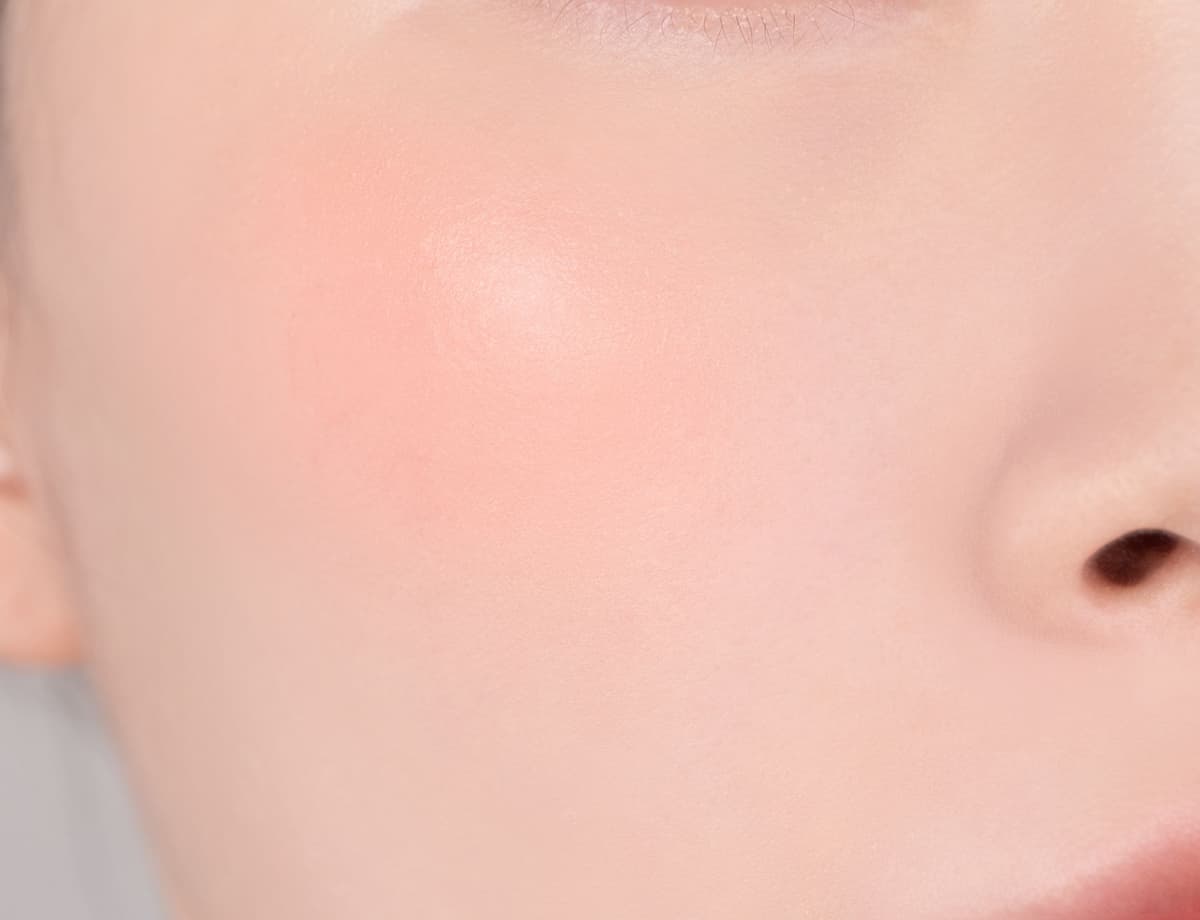 B. by BANILA Romantic Blush Lip & Cheek